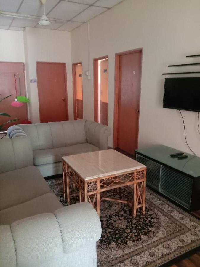 Homestay Tok Abah Seri Iskandar Exterior foto