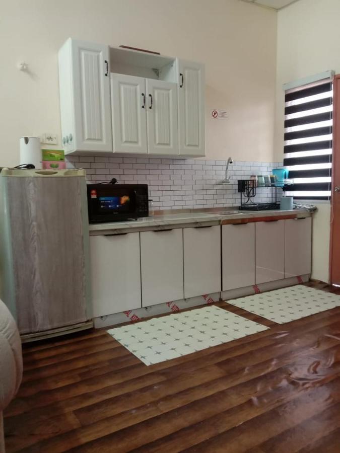 Homestay Tok Abah Seri Iskandar Exterior foto