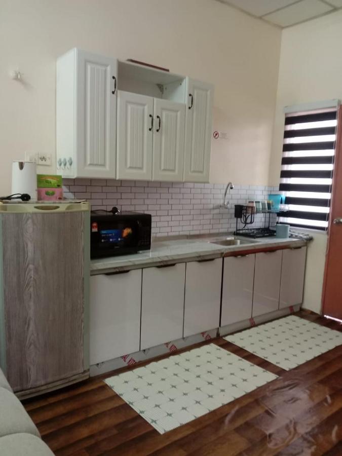 Homestay Tok Abah Seri Iskandar Exterior foto