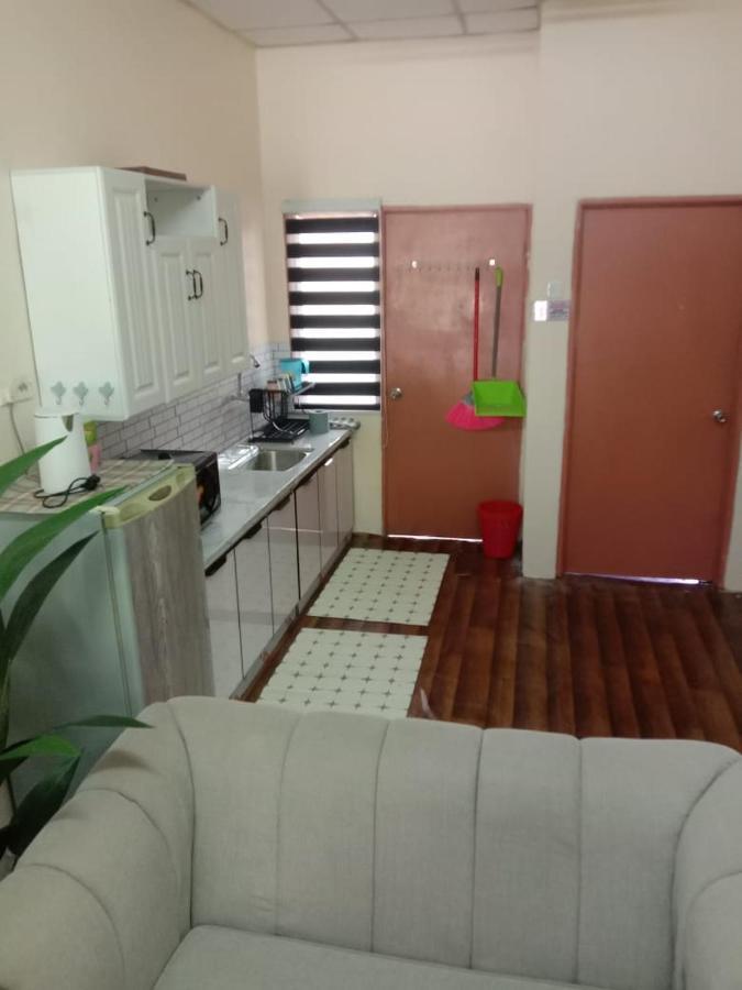 Homestay Tok Abah Seri Iskandar Exterior foto