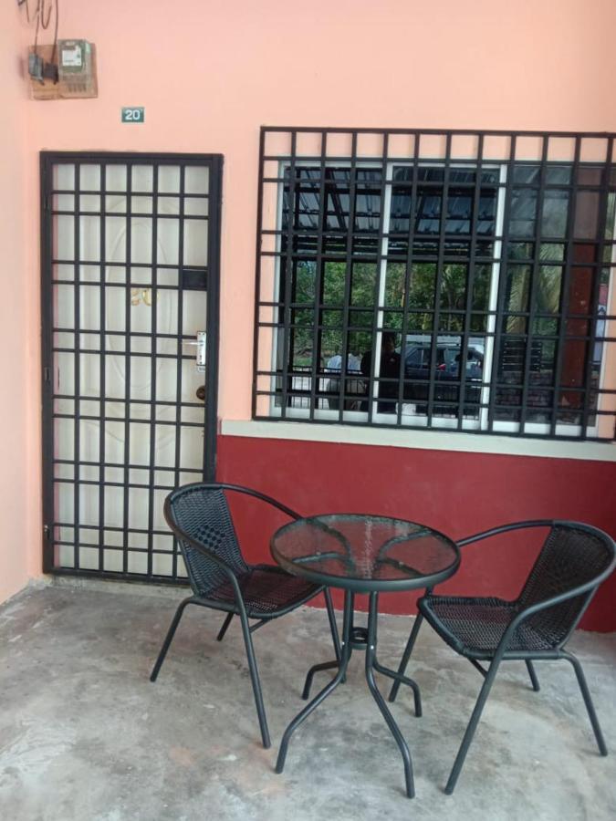 Homestay Tok Abah Seri Iskandar Exterior foto